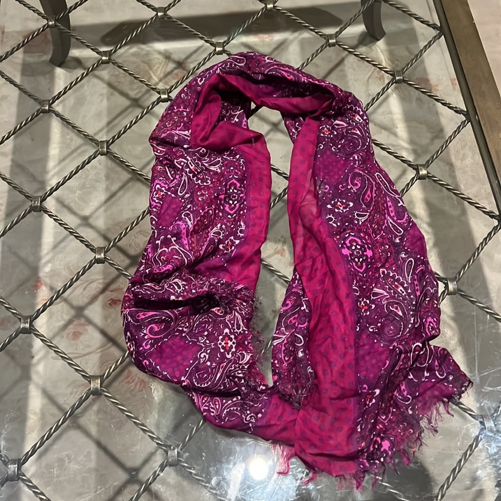 Banana Republic paisley printed silk scarf - Picture 2 of 4